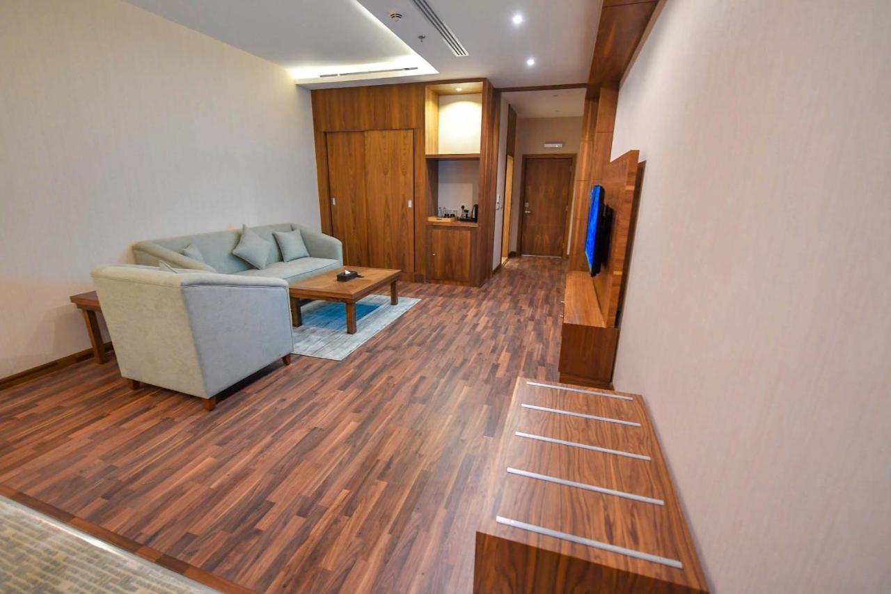 Motiara Hotel - La Valle Mall Riyadh Ngoại thất bức ảnh
